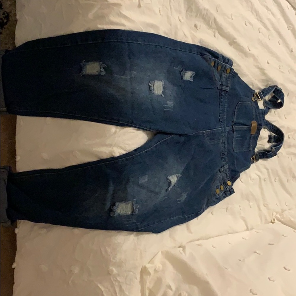 Women’s bib overalls